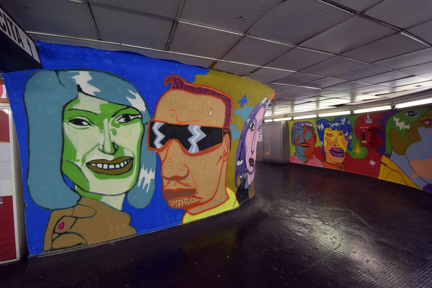 Metro Spagna. Murale di Popay