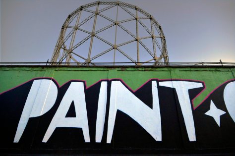 Paint over the cracks di Kid Acne