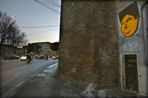 15/05/2017 Roma. Il poster (o l'adesivo) con il ragazzino obeso si trova un po' ovunque. Opera dell'artista romano JBROCK, è una immagine forte, irritante forse per alcuni visto che la si trova spesso deturpata